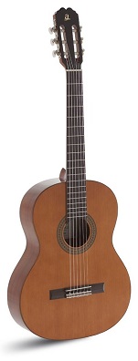 GUITARRA CL�SICA ADMIRA JUANITA 1/2 SERIE ESTUDIO ADM051012