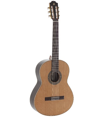 GUITARRA CL�SICA ADMIRA A8 SERIE ARTESAN�A ADM08