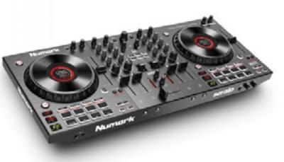 Controlador DJ profesional de 4 pletinas / Numark NS4FX