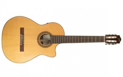JOSE TORRES Guitarra cl�sica con previo JTC-210CE. 706906