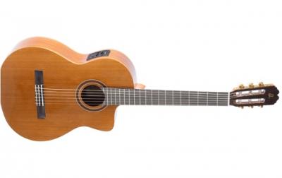 GUITARRA CL�SICA ADMIRA GRANADA ELECTRIFICADA FISHMAN CUTAWAY  ADM0650ECF