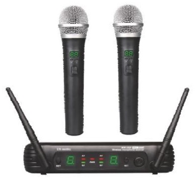 DOS MICR�FONOS INAL�MBRICOS DE MANO EK UHF WR25D